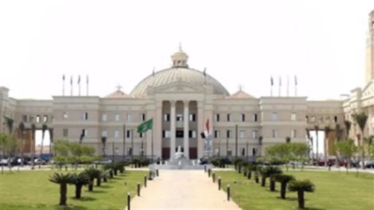 رحيل مفيد شهاب.. جامعة القاهرة تنعي وزير التعليم العالي الأسبق بكلمات مؤثرة